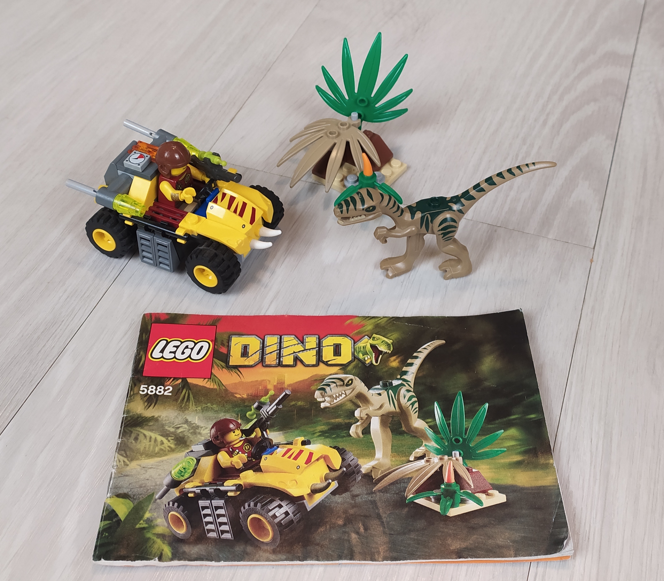 Lego Dino 5882 Ambush Attack